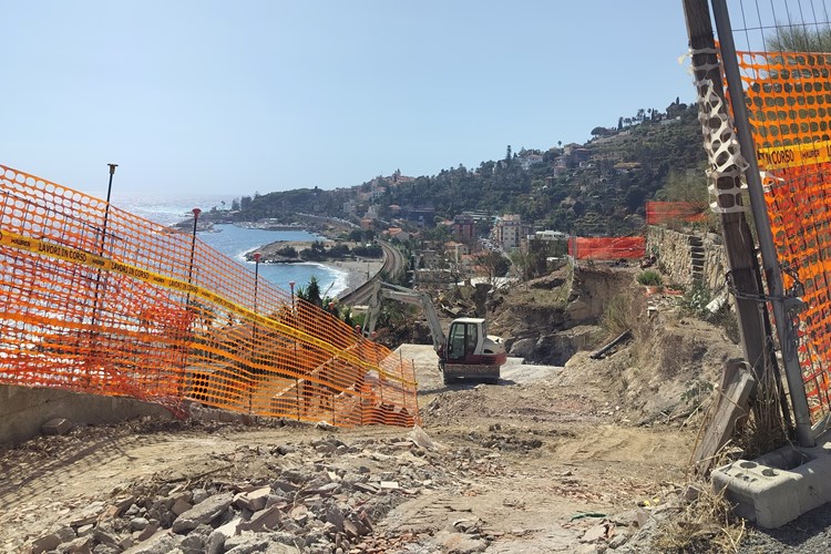 Progetto di fabbricato residenziale monofamiliare - 2025 - in costruzione