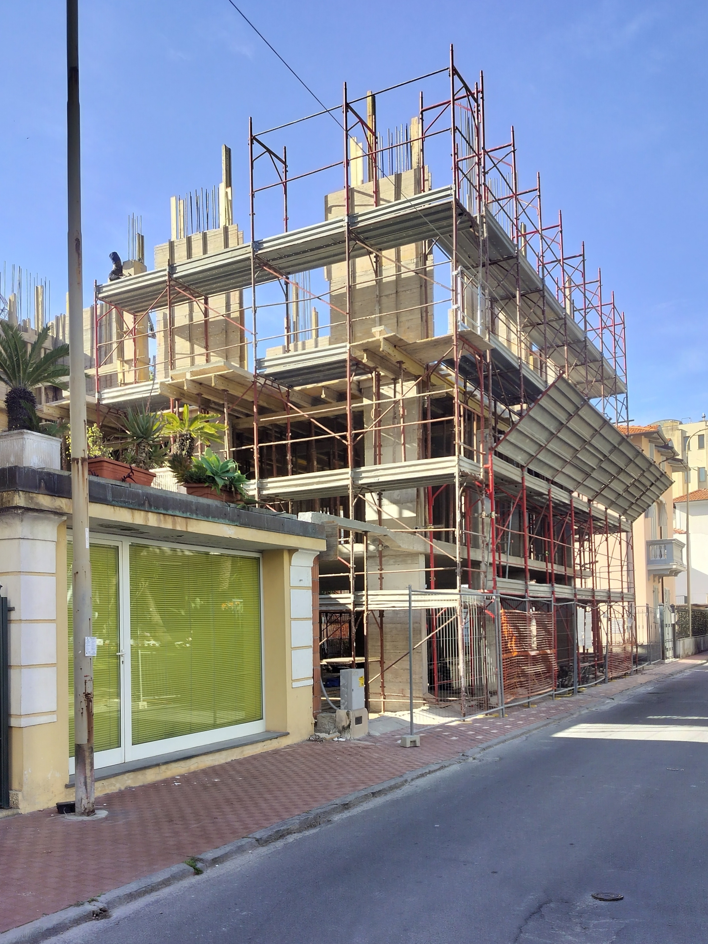 Progetto di edificio residenziale - Bordighera (IM) - 2025\2026 - in costruzione